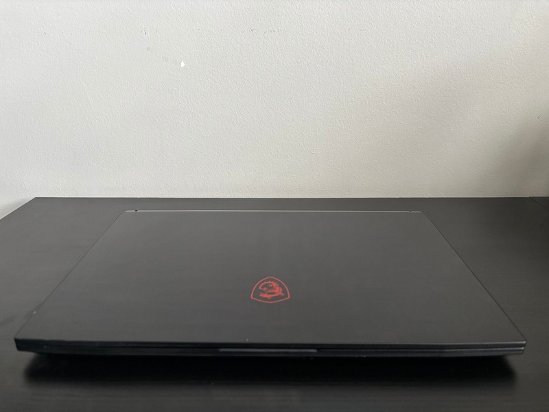 MSI GF75 Thin 17.3'' (1TB HDD 512GB SSD Intel Core i5-10300H 2.5GHz 8GB) - Black gallery