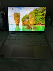 Lenovo Yoga 7 2-in-1 14″ 2K OLED Touch Ryzen AI 7 350 16GB 1TB Laptop