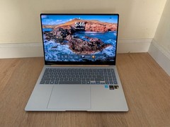 Samsung Galaxy Book4 Edge 16″ Snapdragon X Elite 3.4GHz 16GB RAM 512GB