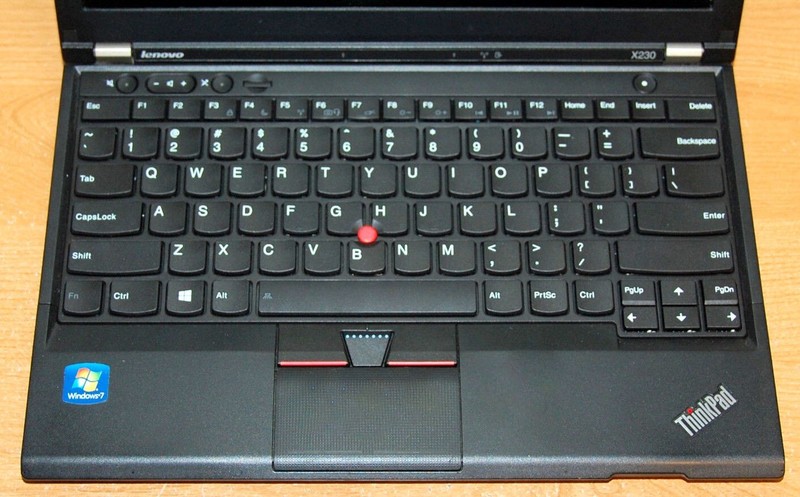 L enovo Thinkpad X230 i5 12.5" FAST 2TB SSD 16GB USB-3.0 Bluetooth + Docking gallery