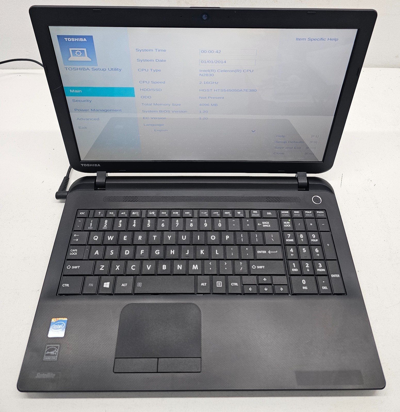 Toshiba Satellite C55-B2598 Laptop Intel Celeron N2830 4GB Ram 500GB NO OS (FL) gallery