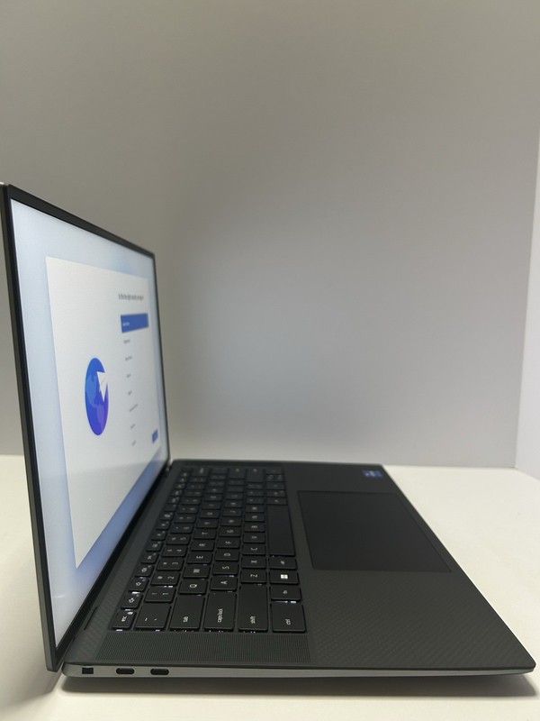 Dell Precision 5570, Intel Core i7-12800H@2.4GHz, 32GB RAM, 512GB SSD, W11 Pro gallery