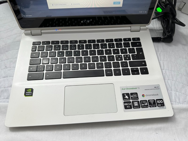 Acer Chromebook CB5-311P-T3W8 2.1GHz 16GB eMMC 4GB RAM Used gallery