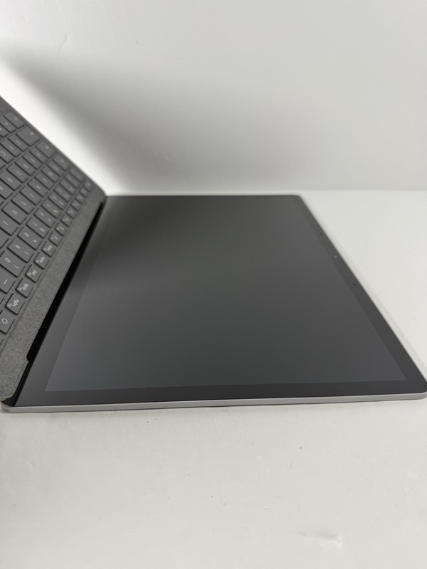 Microsoft Surface Laptop 5 13.5'' 1950 Intel Core i7-1265U 16GB RAM 512GB NVME gallery