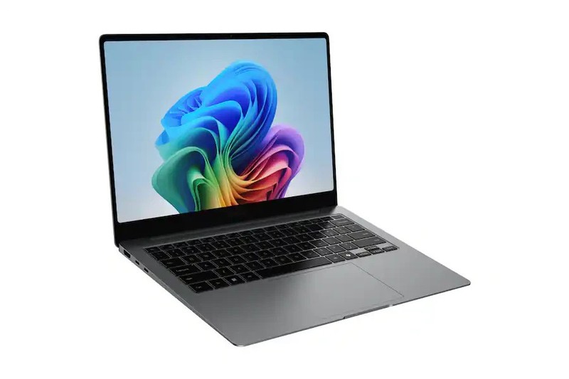 Samsung Galaxy Book5 Pro, Ultra 5, 16 GB gallery
