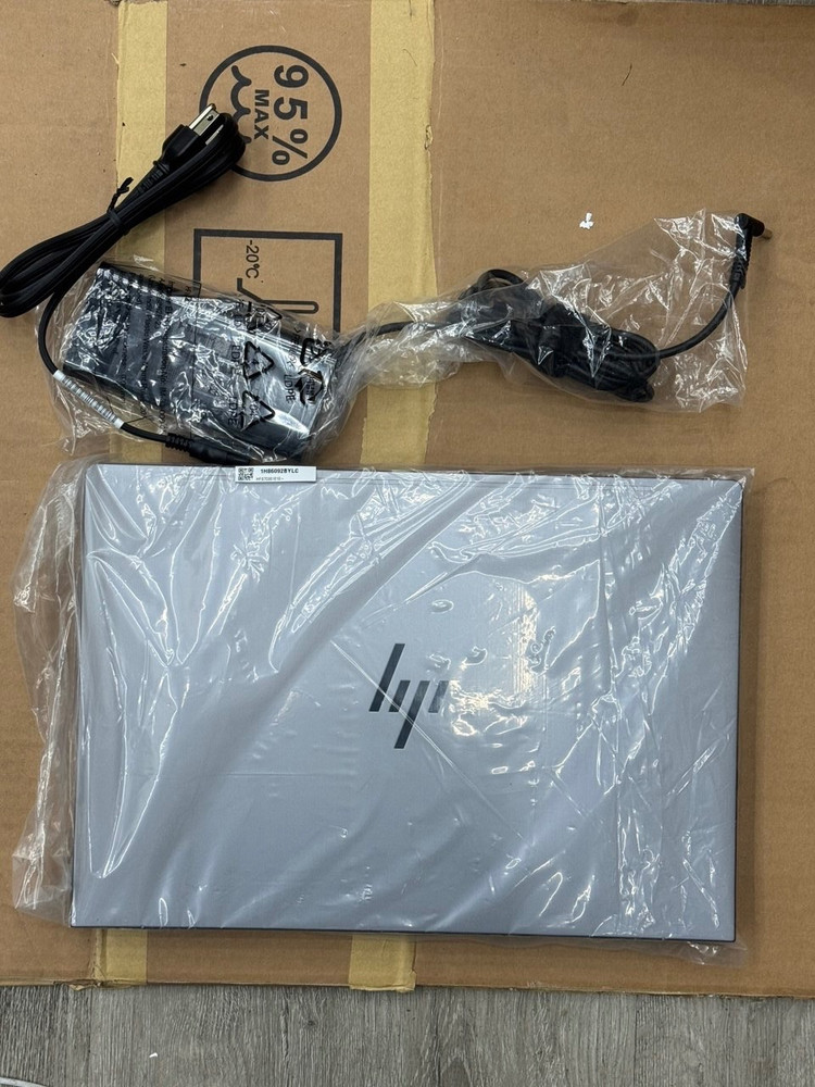 HP ZBook X G1i RTX PRO 1000 8GB 32GB 1TB Open Box Unused Sealed Fast Shipping