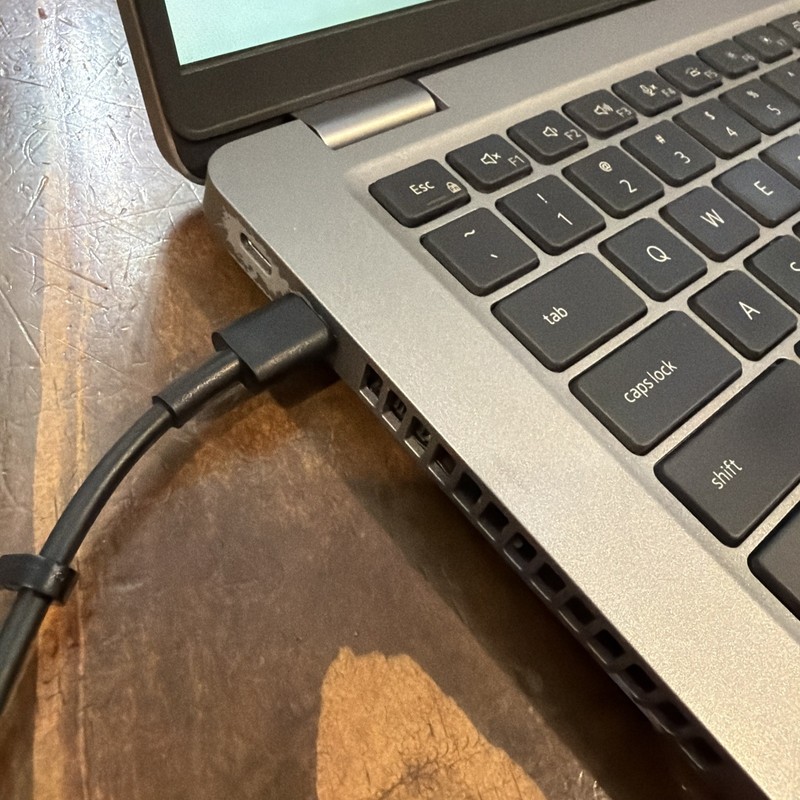 Dell Latitude 5420 14'' (256GB SSD Intel Core i5-1145G7 2.6GHz 16GB RAM) Laptop gallery