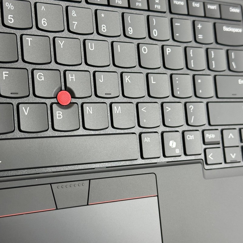 Lenovo ThinkPad P14s Gen 6 FHD+ 2.0GHz Ryzen AI 7 PRO 350 32GB 1TB SSD Very Good gallery