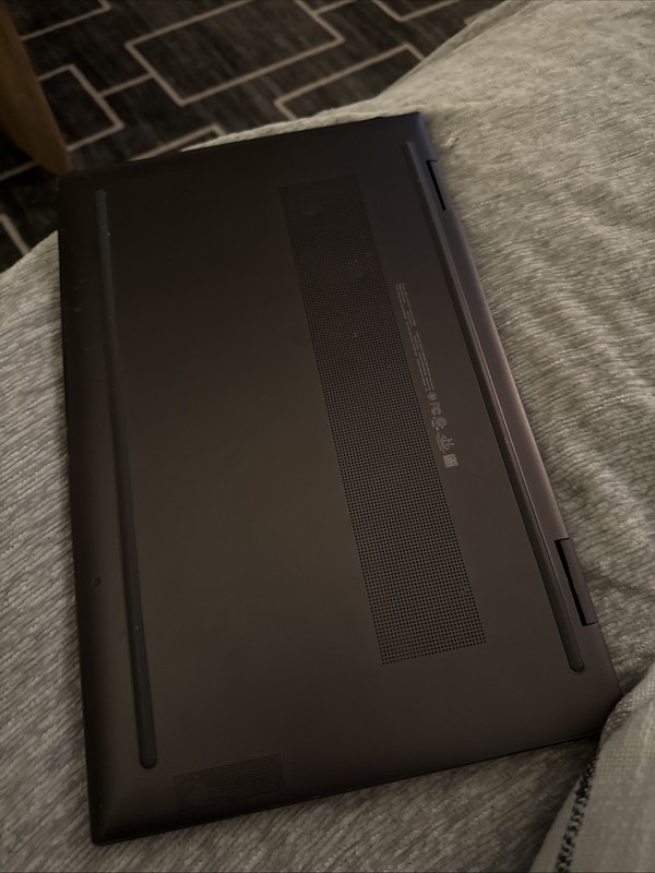 HP ENVY x360 15.6" (256GB SSD, AMD Ryzen 5, 4.30 GHz, 8GB) Laptop - Black gallery