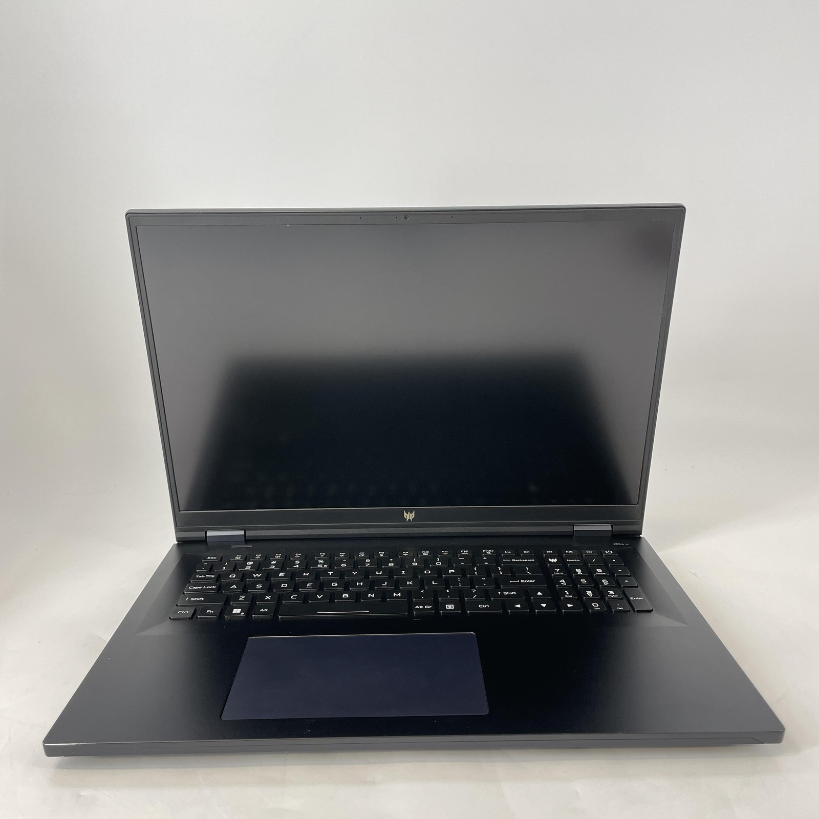Acer Predator Helios 18 165Hz FHD+ 2.1 GHz i7-13700HX 16GB 1TB SSD RTX 4060 gallery
