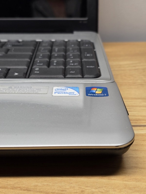 HP G60-535DX Intel Pentium Dual-Core T4300 2.1GHz 3 GB With WIN 7 gallery