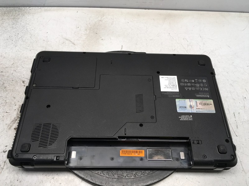 Lenovo G550 2958 Intel Pentium Dual-Core T4300 2.1GHz 3 GB NO HDD gallery
