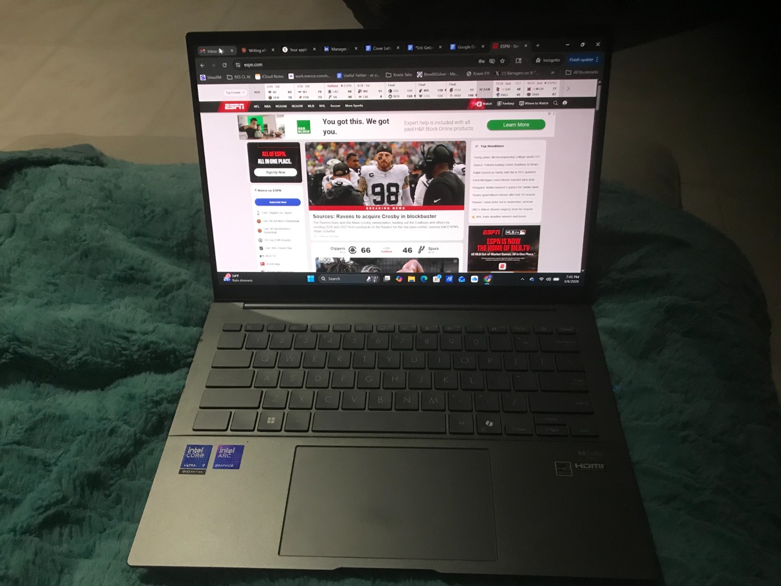 ASUS Zenbook 14" FHDOLED Touch Screen Laptop Intel Core Ultra 9 32GB RAM 1TB SSD gallery