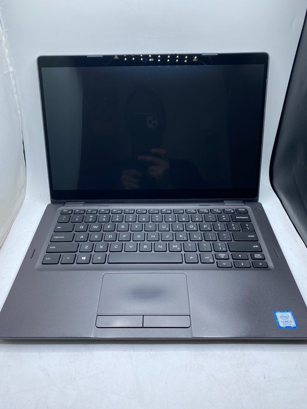 Dell Latitude 5300 2-in-1 13.3" Touch Intel Core i5-8365U 16GB RAM 256GB gallery