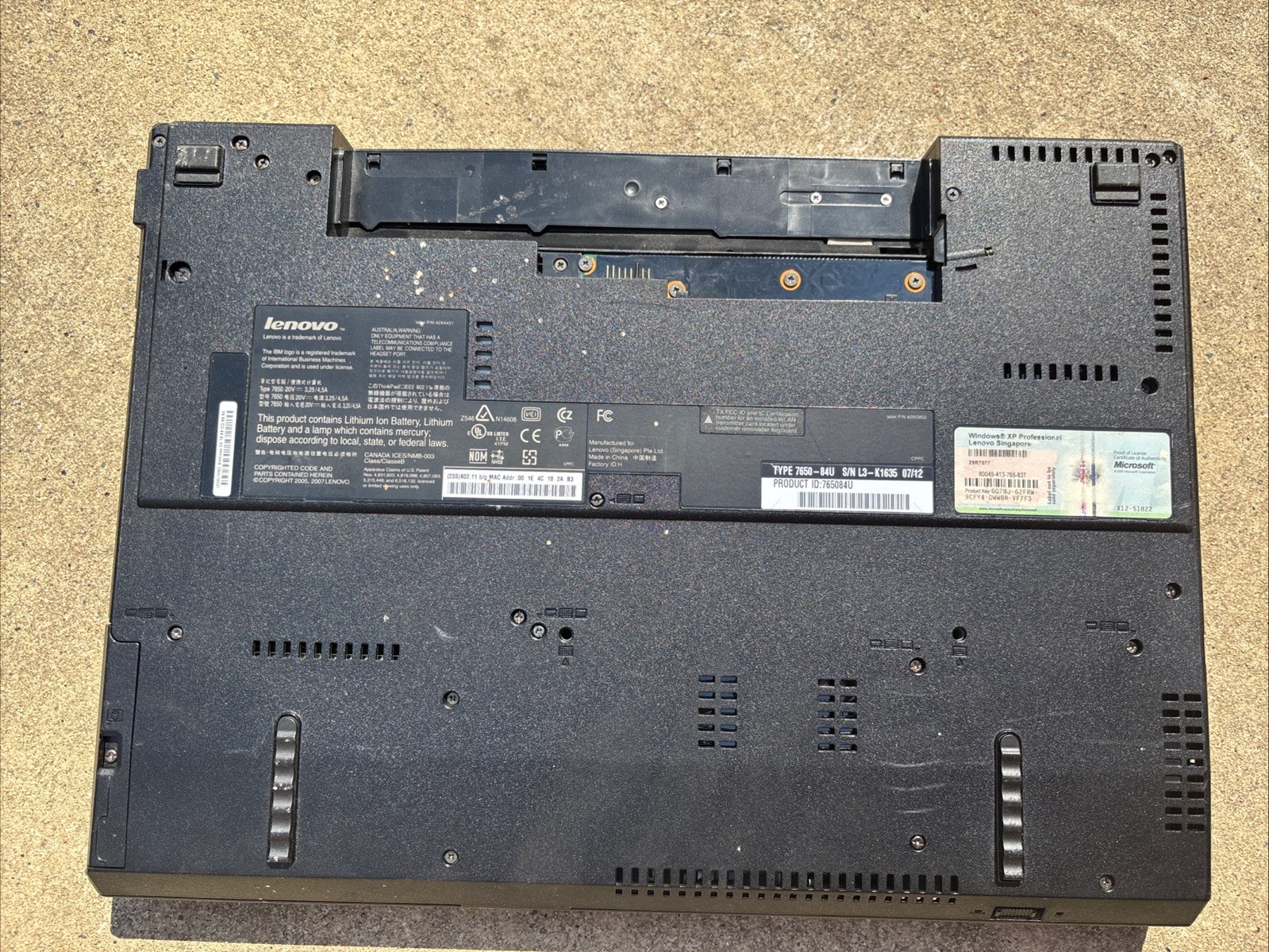 Lenovo ThinkPad R61e 15" Laptop Intel Celeron UNTESTED FOR PARTS gallery