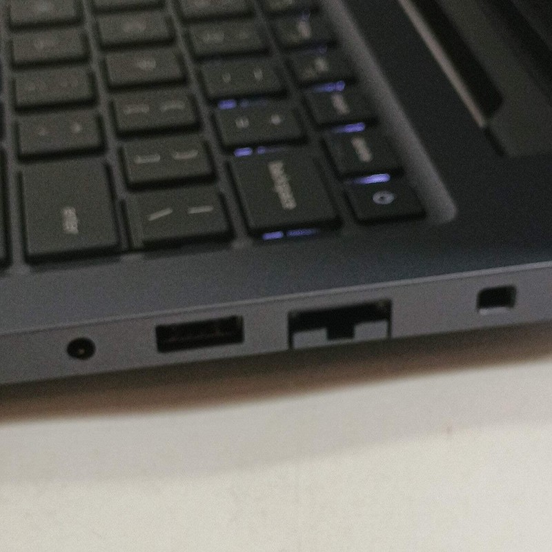 Dell Pro Max 14 MC14250 14" Core Ultra 5 235H 2.4GHz 32GB RAM 500GB SSD gallery