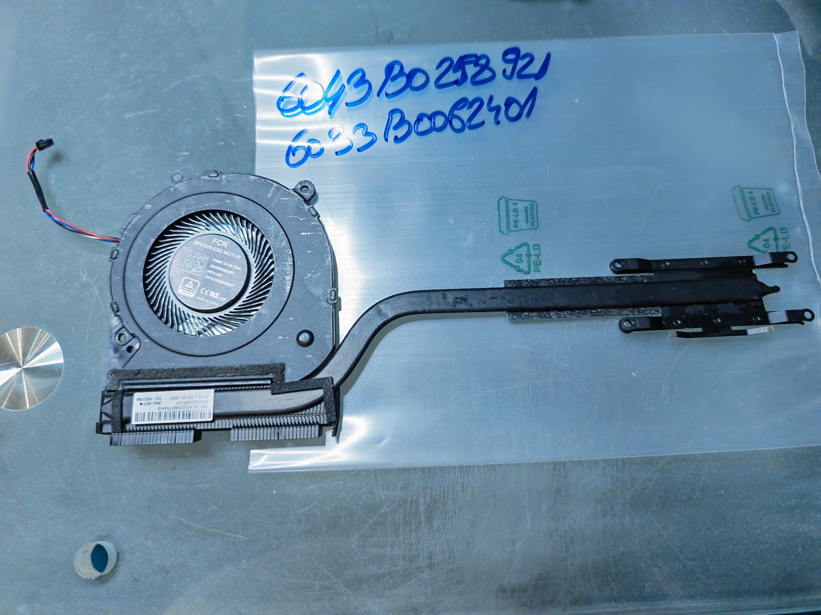 HP 14-CF 14-CM 14-CK 14-DK 240 G7 FAN HEATSINK 6043B0258921 6033B006401 # gallery