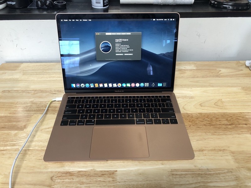 APPLE Laptop/Netbook MACBOOK AIR A1932 (EZ5006390) gallery