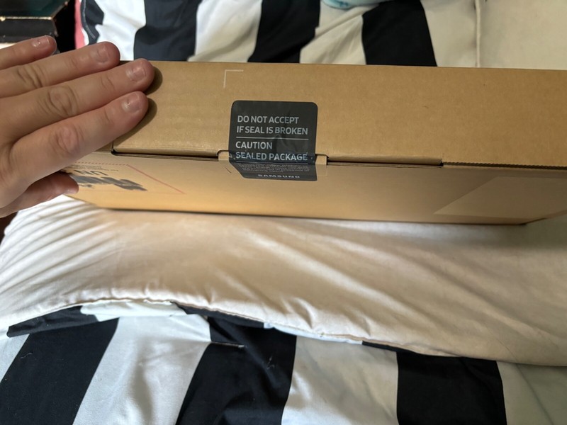 Samsung Galaxy Chromebook Go 14 in Intel Celeron 4GB RAM 32GB SSD Laptop -... gallery