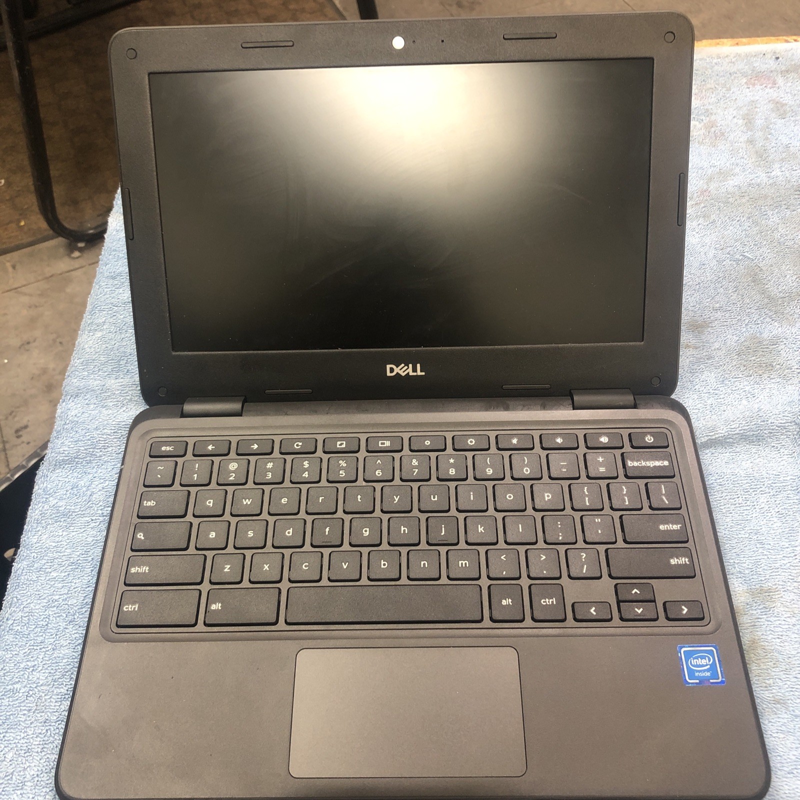 Dell Chromebook 11 3100 11.6" (32GB eMMC Intel Celero N4020 1.1GHz 4GB) gallery