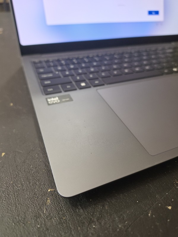 Samsung Galaxy Book4 Ultra 16 QHD+ TOUCH 2.5 GHz Ultra 9 185H 32GB 4TB RTX 4070 gallery