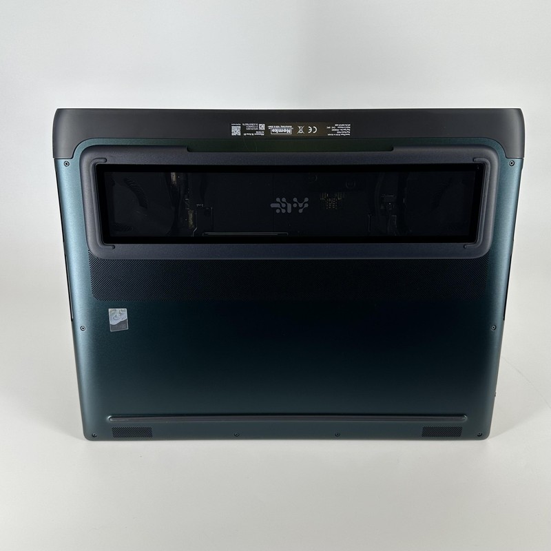 Dell Alienware 18 Area-51 144Hz QHD+ 2.7 GHz Ultra 9 275HX 64GB 2TB SSD RTX 5080 gallery
