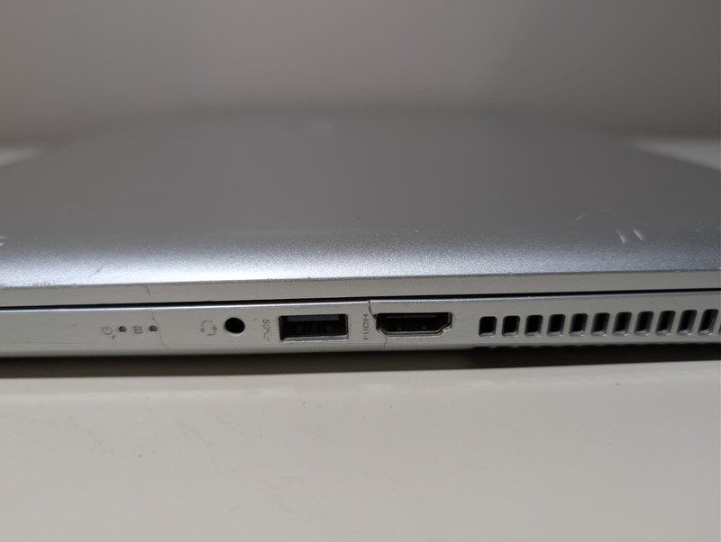 17" HP Pavilion 17-g113dx | i3 5th 16GB RAM 256GB SSD | DVDRW HD+ Win 11 New Bat gallery