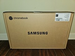 Samsung (XE310XBA-KB1US) Chromebook 4 Celeron N4020, 4GB/16GB – Factory Seal