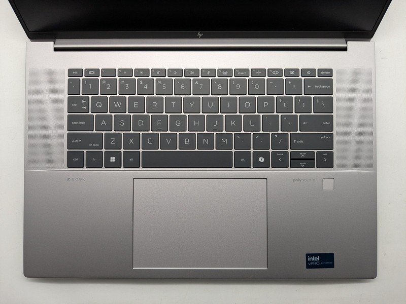 HP ZBook Studio G11 16" UHD+ 4K+ ULTRA 7 165H 512GB SSD 16GB W11P RTX 1000 Ada gallery