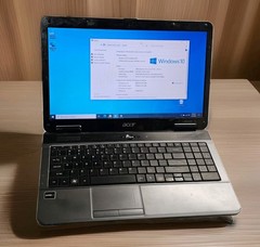 Acer Aspire 5532 Laptop Black 15.6″ HD LCD Display 500GB HD, 4GB RAM Windows 10