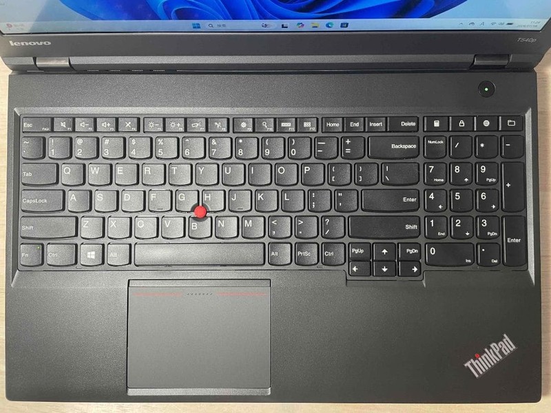 Lenovo ThinkPad T540p Core i7 16GB RAM SSD 250GB Used Japan Genuine gallery