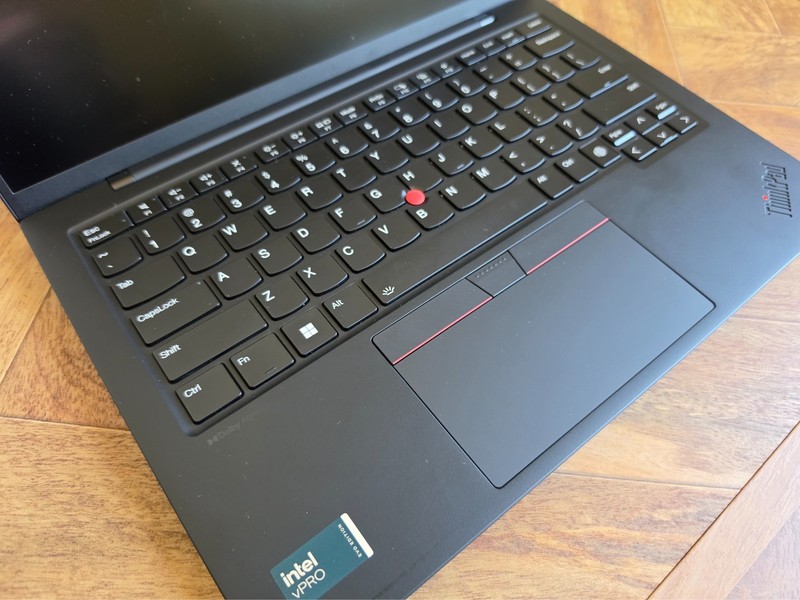 Lenovo ThinkPad X1 Carbon Gen 12 14" Intel Core Ultra 7 165U 32GB RAM 1TB SSD gallery