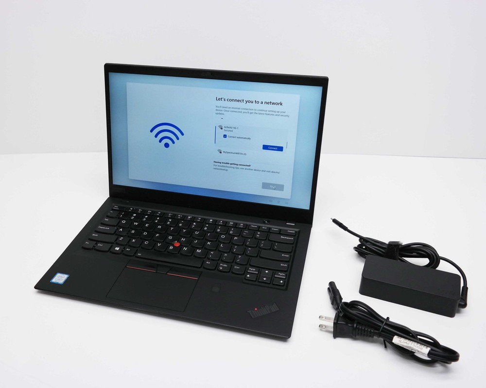 Lenovo ThinkPad X1 Carbon 6th Gen 14" Core i7-8650U 16GB RAM 256GB SSD