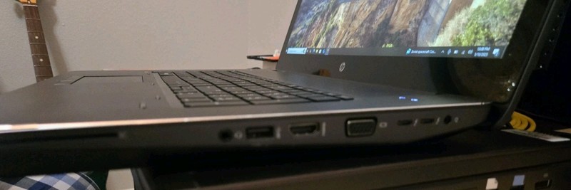 HP ZBook 17 G3 Mobile Workstation i7-6820HQ 16GB RAM 512GB SSD Win 10 Pro gallery
