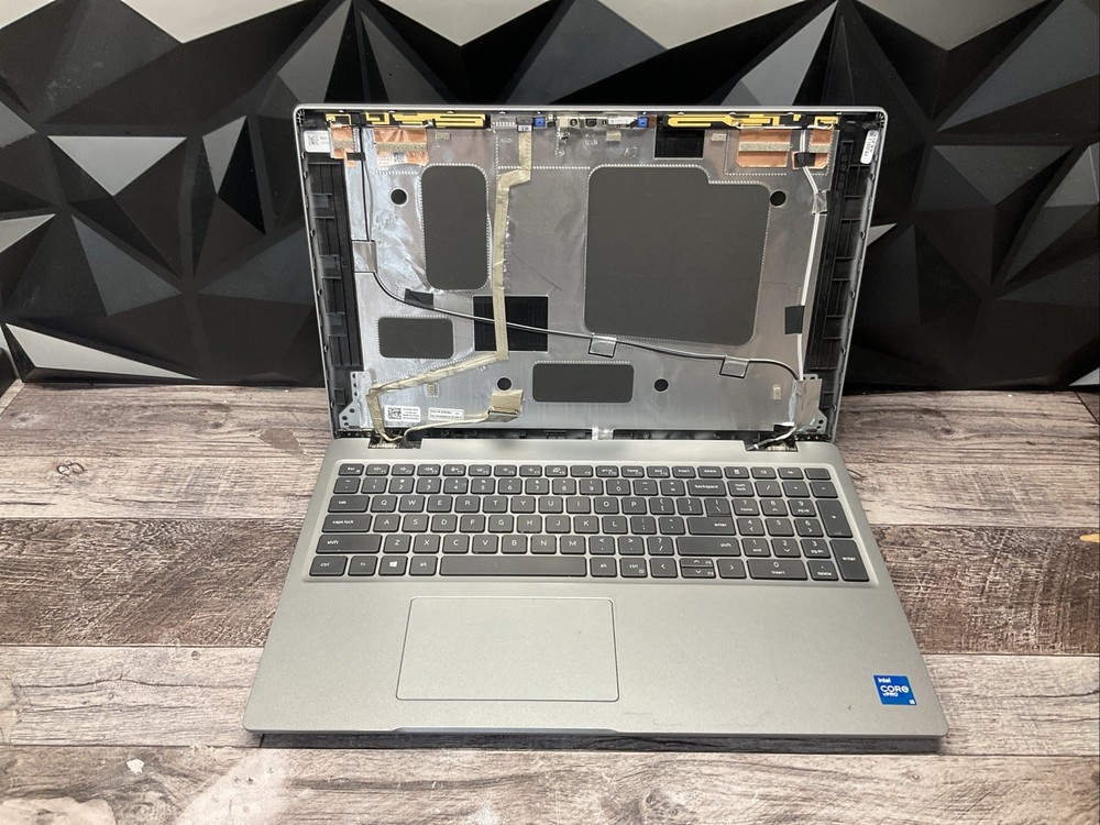 Precision 3560 / i5 11th-12th / No RAM Laptop Notebook PC / M15