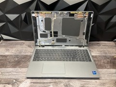 Precision 3560 / i5 11th-12th / No RAM Laptop Notebook PC / M15
