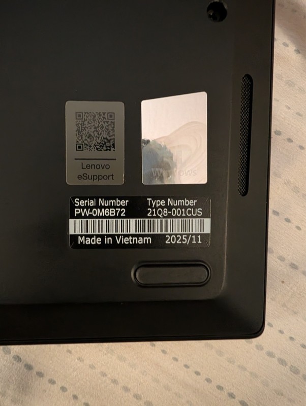 Lenovo ThinkPad P1 Gen 8 16" 7 255H 32GB 512GB RTX 1000 Blackwell 21Q8001CUS gallery