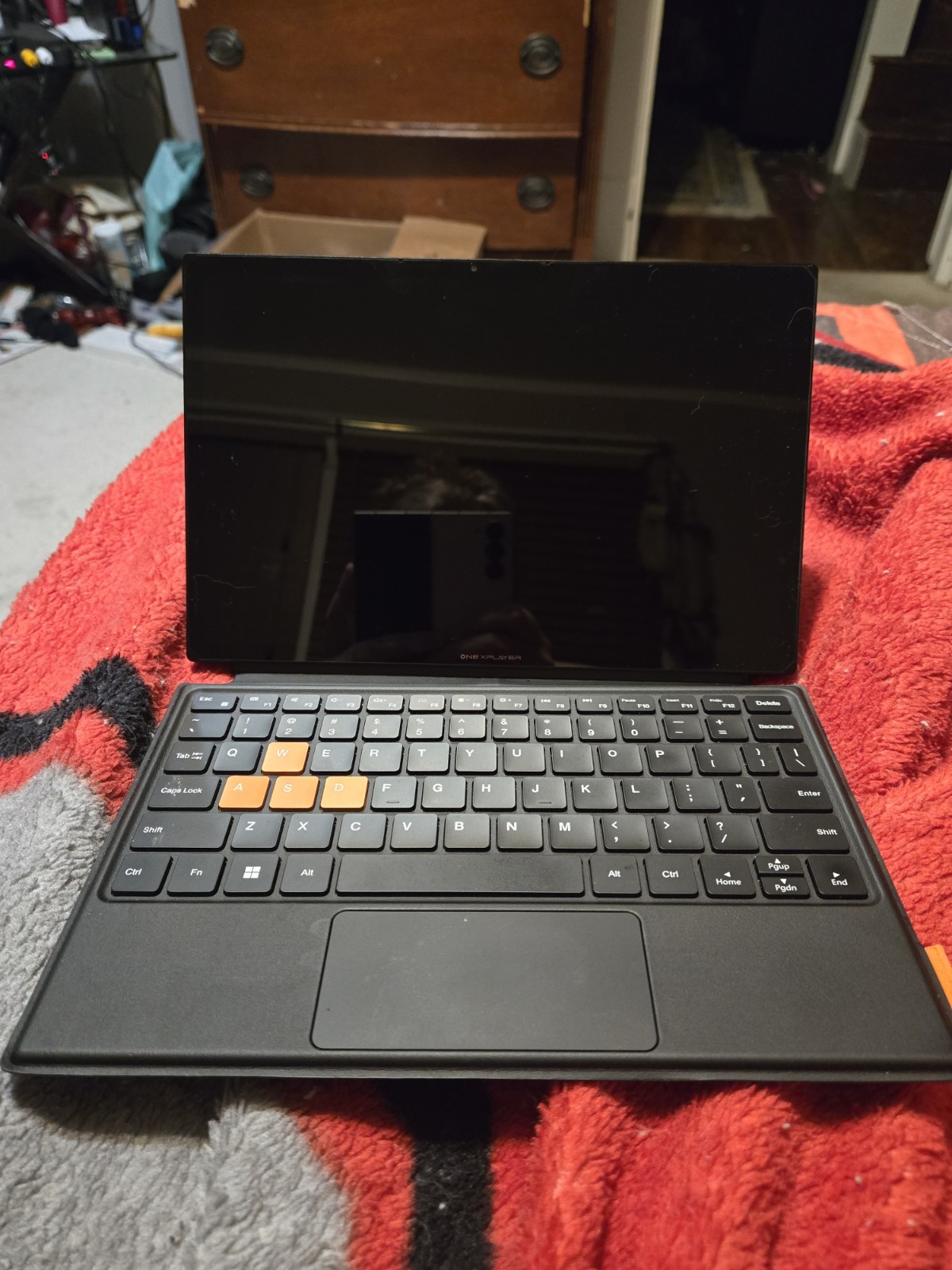 ONEXPLAYER X1 AMD8840U 3 In 1 Laptop, Handheld Gaming, Tablet 32gb Ram, 2tb Nvme gallery