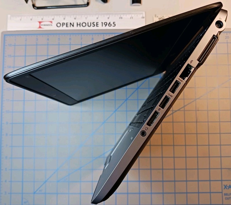 HP EliteBook 840 g2 Intel Core i5-4200U @ 1.60GHz 8g RAM 520g HDD Windows 10 gallery