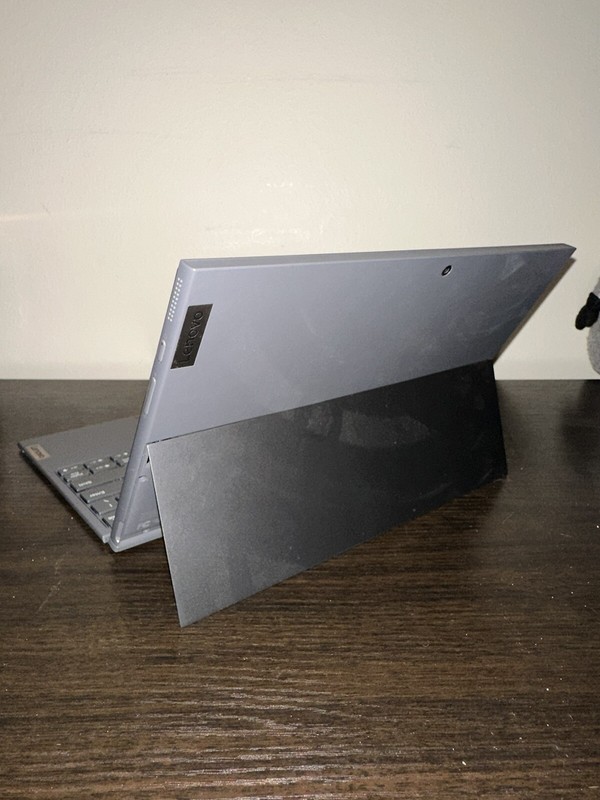 Lenovo IdeaPad Duet 3i 10.3'' (64GB eMMC Intel Celeron N4020 1.1GHz 4GB RAM)... gallery