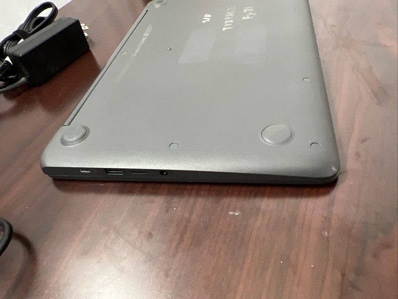 HP Chromebook 14 G5 14 inch | 32GB | AMD A6 | 1.8GHz| 4GB RAM No Power Adapter gallery