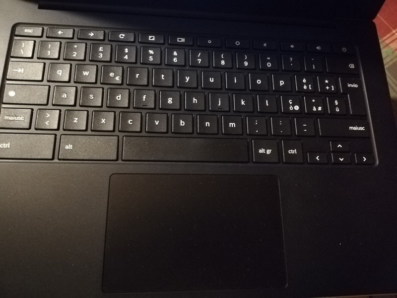 SAMSUNG Chromebook Go 14" - 64GB eMMC, Intel Celeron N, 2.80GHz, 4GB - Used gallery