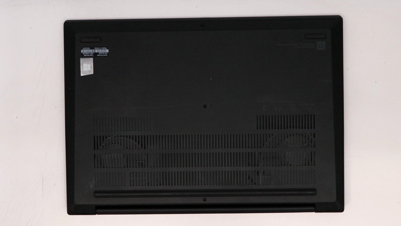 Lenovo ThinkPad P1 Gen 4i 16" i7-11800h 64GB 1TB BATTERY ISSUE gallery