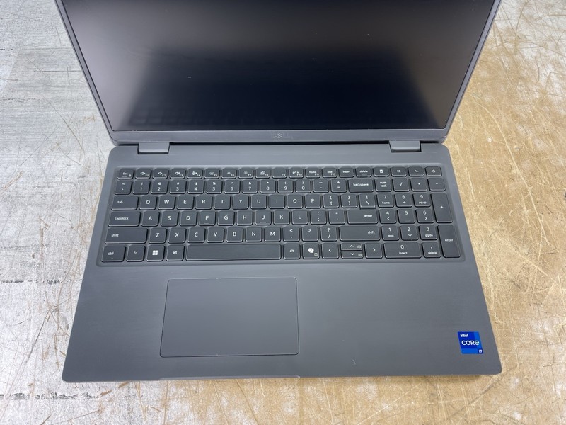 DELL LATITUDE 3550 i7-1355U @ 1.20GHz, NO RAM/NO HDD/OS - (FOR PARTS) gallery