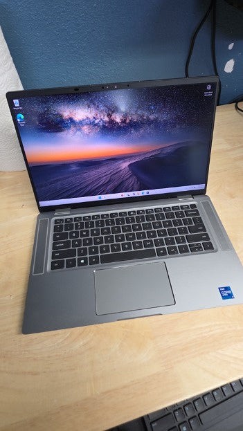 Dell Latitude 9520 Laptop i7-1185G7 500GB SSD 16GB RAM WiFi Silver gallery